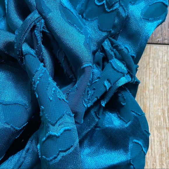 Vintage Victoria’s Secret Gold Label Robe Size S - Picture 9 of 15